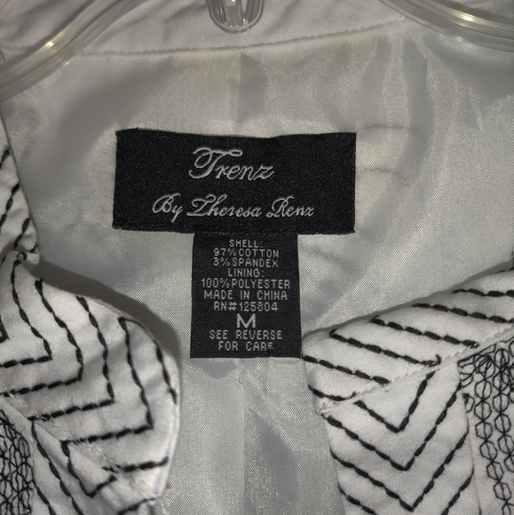 Black/white floral Blazer - Picture 2 of 3